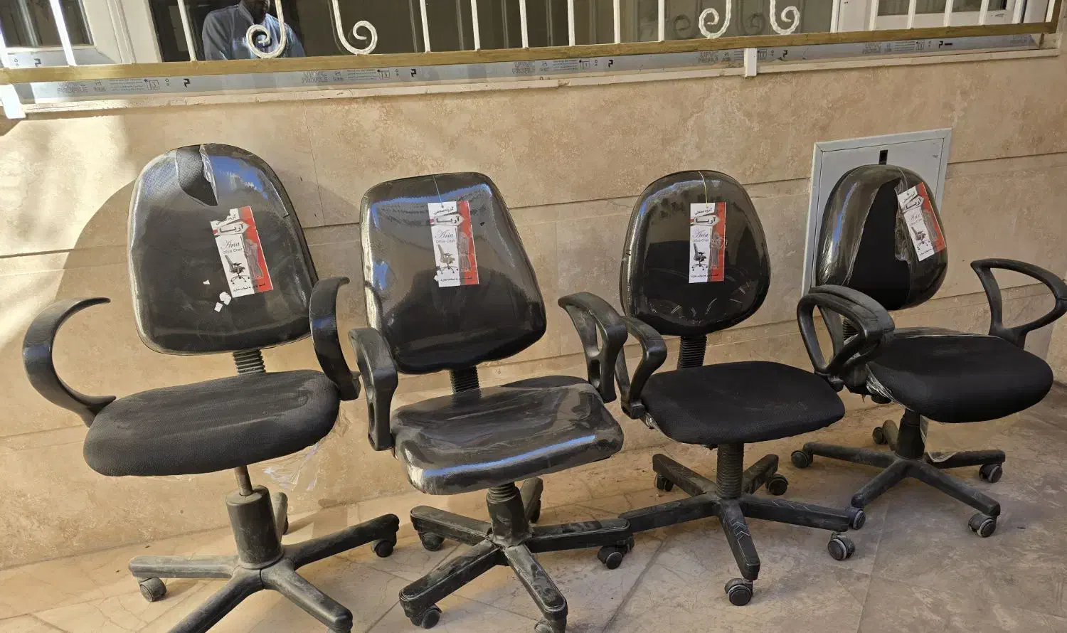 تجهیزات دفتر اداری، میز کنفرانس، صندلی، عسلی و .|دفتر کار|قم, بنیاد|دیوار