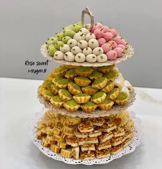 سفارشات شیرینی عروسی پذیرفته می شود.|خدمات پذیرایی، مراسم|ساوه, |دیوار