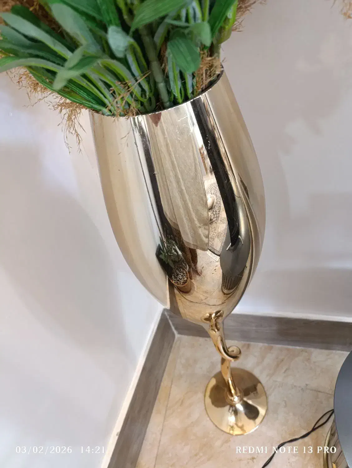 گلدان|گل مصنوعی|مشگین شهر, |دیوار