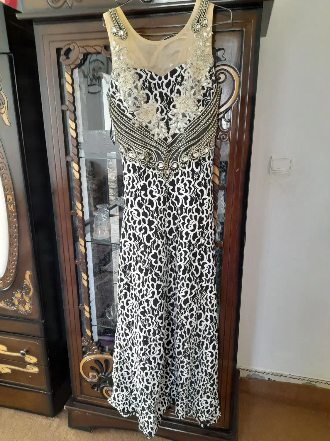 لباس مجلسی و مانتو و بارونی|لباس|قیدار, |دیوار