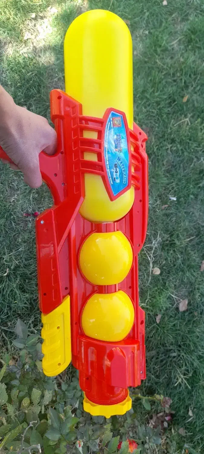 تفنگ آب پاش|اسباببازی|بروجرد, |دیوار