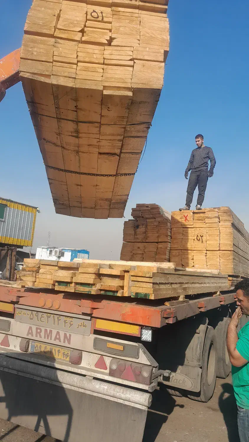 دفترفروش تخته بنایی۳۳۲۴۱۰۸۹بشکه+نردبان+فرغون بنایی|حراج|تهران, خاوران|دیوار