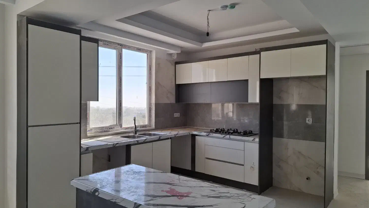 ۷۶متر۲خواب/فول امکانات/ویو ابدی/بازسازی شده/کوهسار|فروش آپارتمان|تهران, بهاران|دیوار