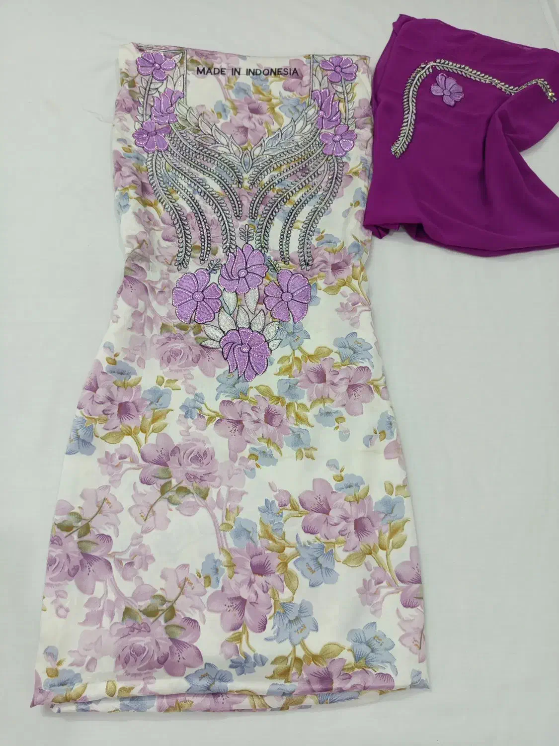 مخور|لباس|بندر کنگان, |دیوار