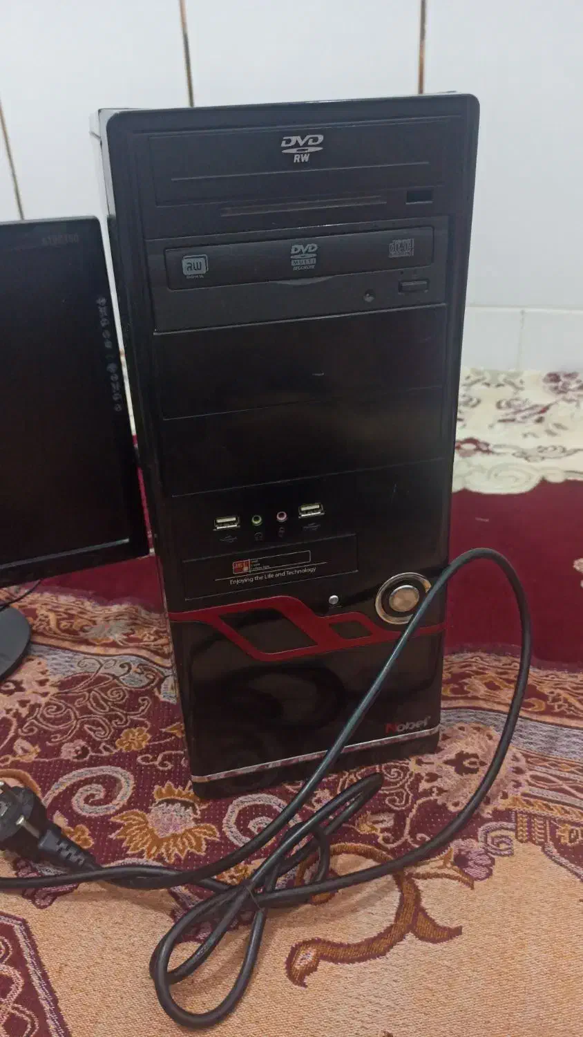 سیستم کامپیوتر با همه وسایل به فروش میرسد|رایانه رومیزی|حاجی آباد, |دیوار