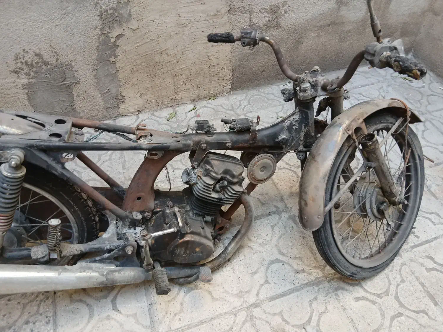 موتور لیفان CDI 125 مدل ۸۷ سوخته شده/آتش گرفته|موتورسیکلت|تهران, مجیدیه|دیوار