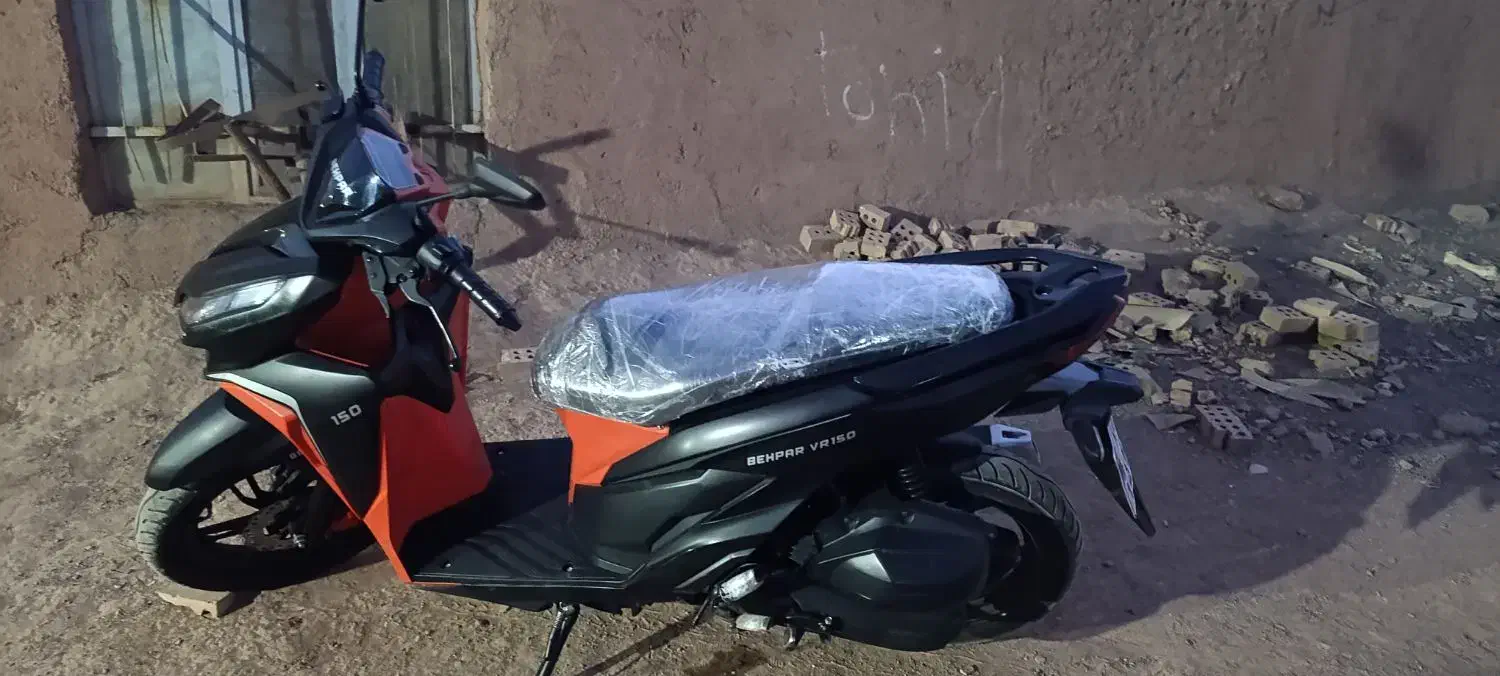 موتور کلیک 150 مدل 1401 معاوضه با موتور 200|موتورسیکلت|نیشابور, پاستور|دیوار