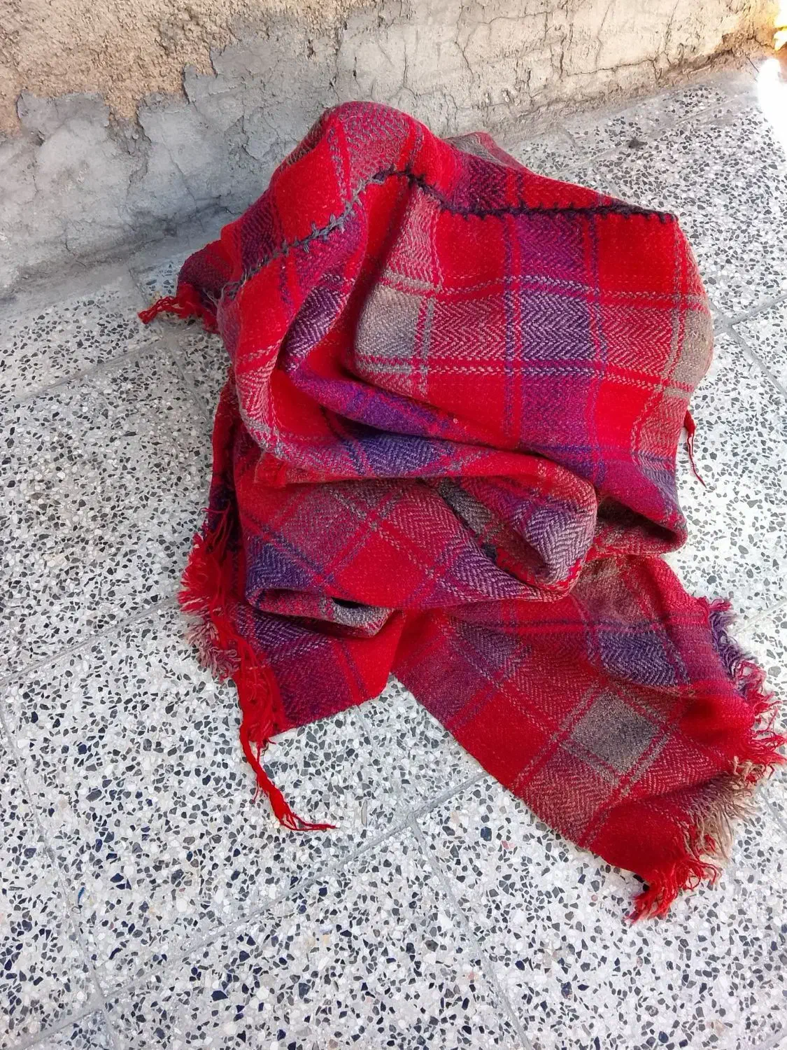 ماشته|فرش|تهران, شیخ هادی|دیوار