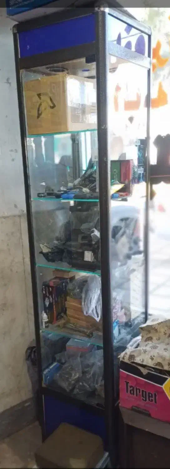 ویترین مقازه|بوفه، ویترین، کنسول|قم, زاویه|دیوار