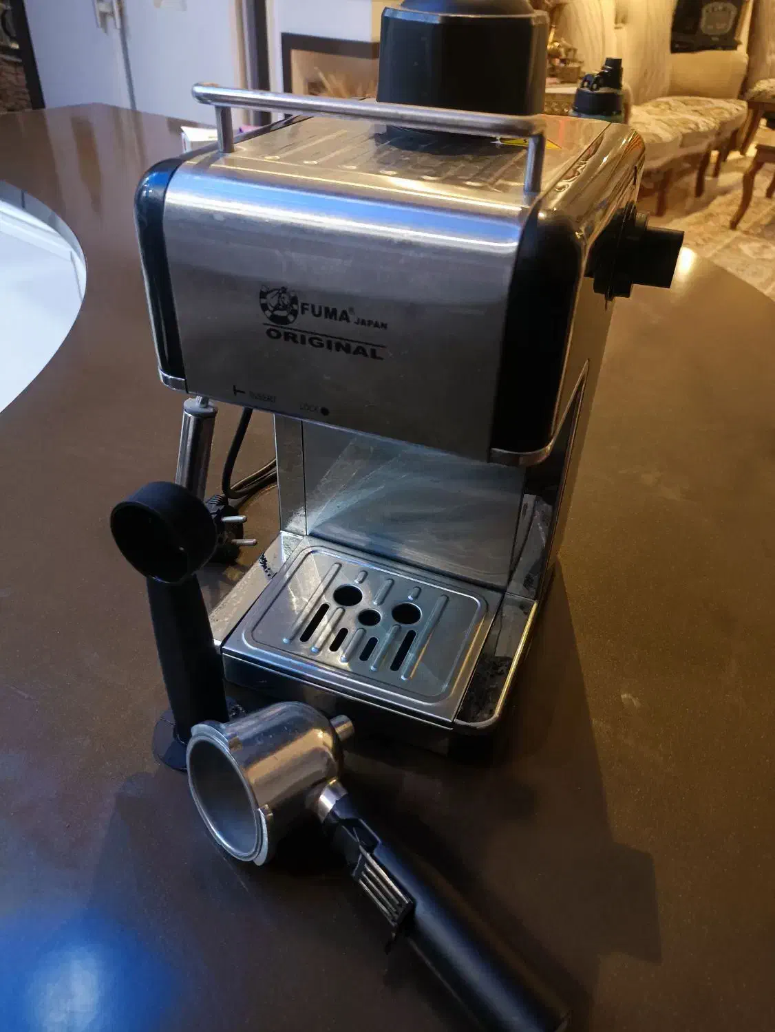 قهوه ساز برقی|سماور، چایساز، قهوهساز|اصفهان, سرچشمه|دیوار