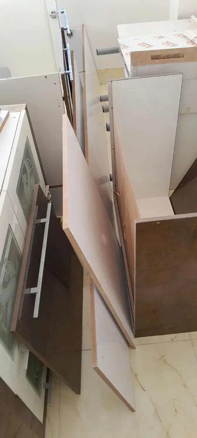 درب و چهارچوب و کابینت ام دی اف|مصالح و تجهیزات ساختمان|فولادشهر, مدیسه|دیوار