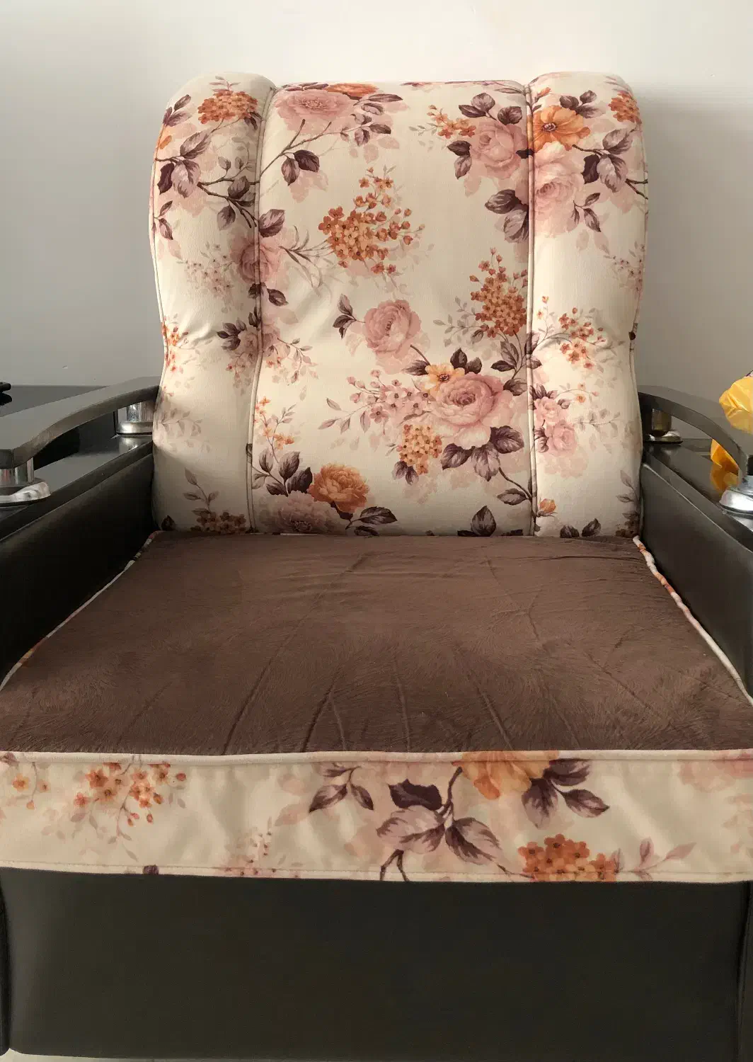 مبل راحتی سالم|مبلمان خانگی و میز عسلی|قم, سراجه (۱۵ خرداد)|دیوار