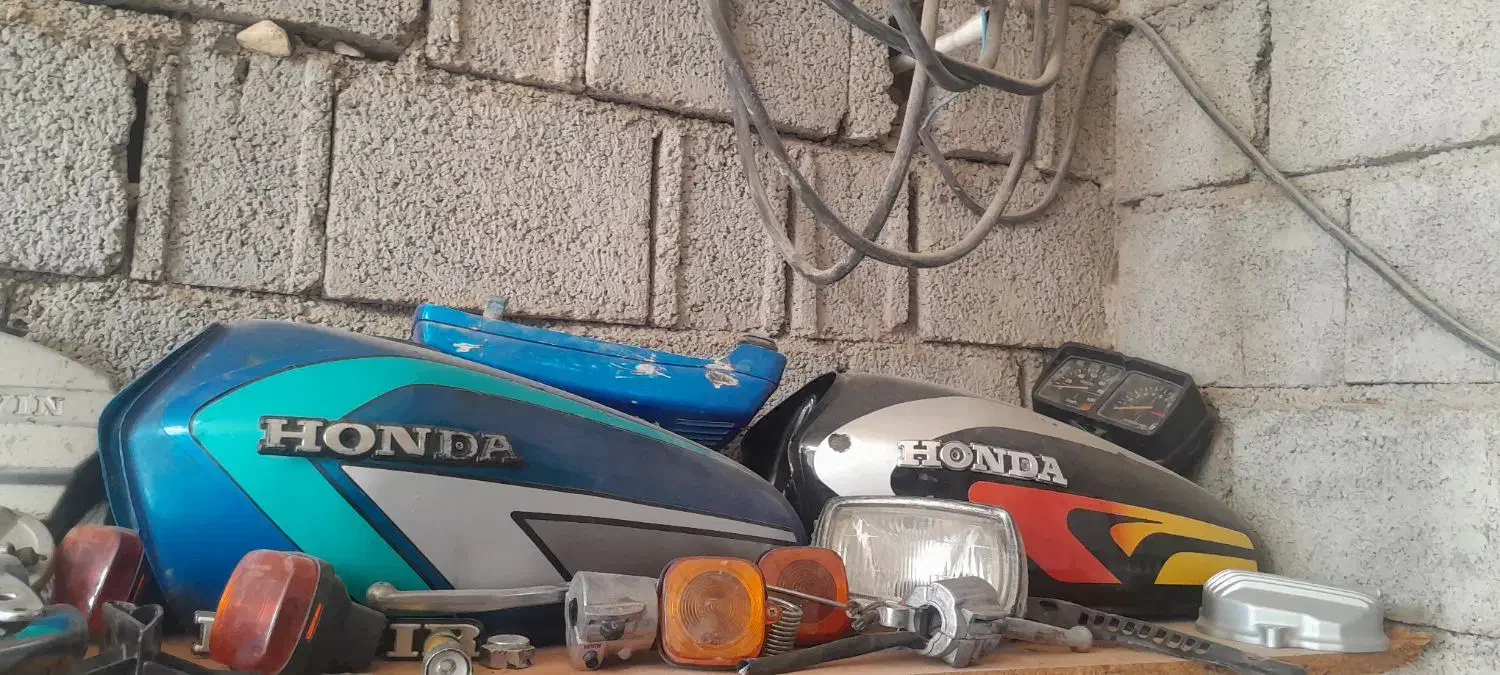 لوازم موتور سیکلت|قطعات یدکی و لوازم جانبی|چغادک, |دیوار