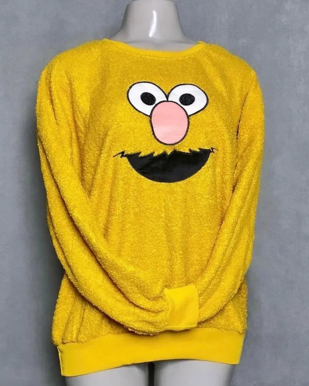 آف دورس المو|لباس|شیراز, تندگویان|دیوار