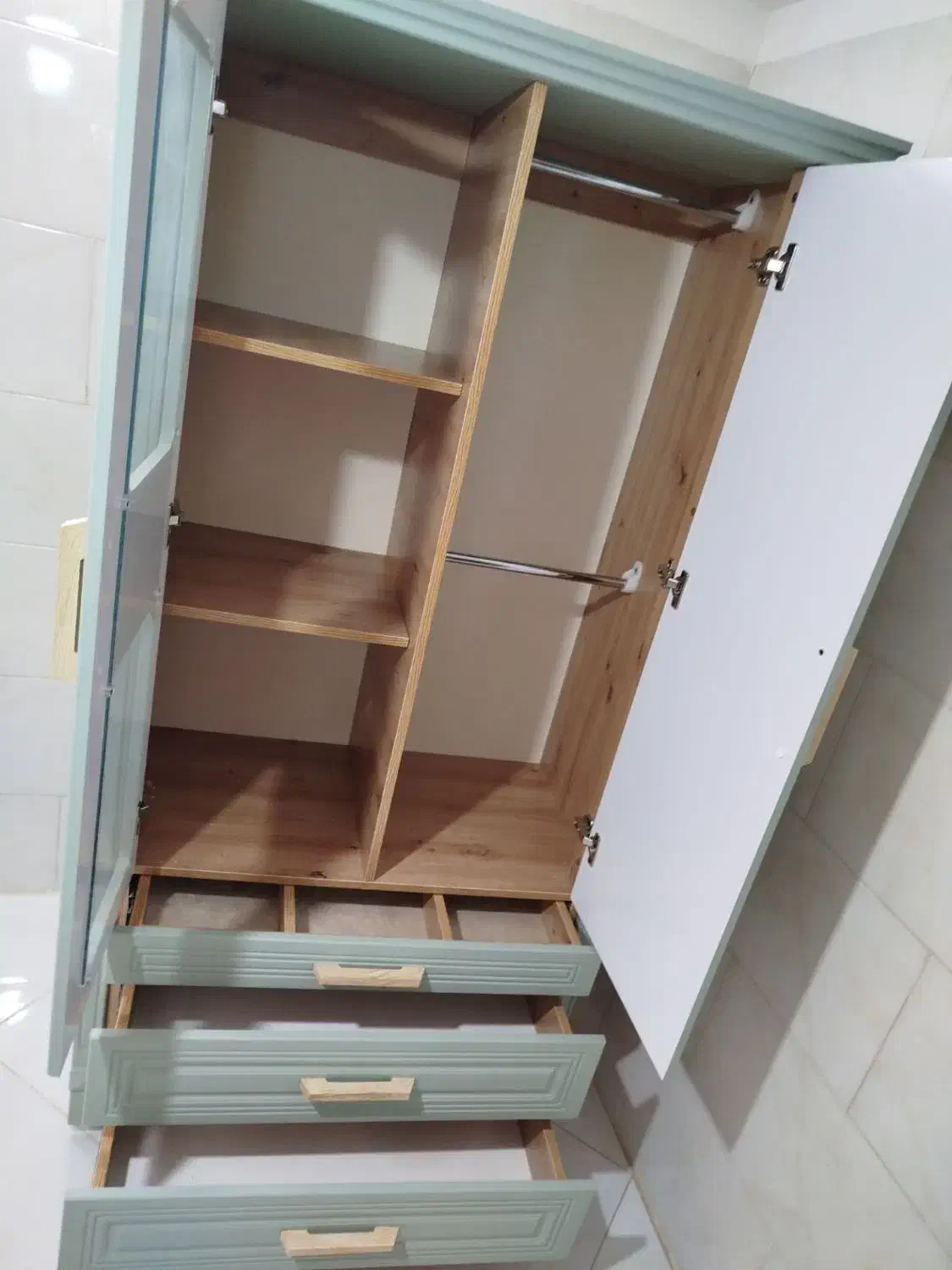 کمدنوزادی|جاکفشی، کمد، دراور|مشهد, کارگران|دیوار