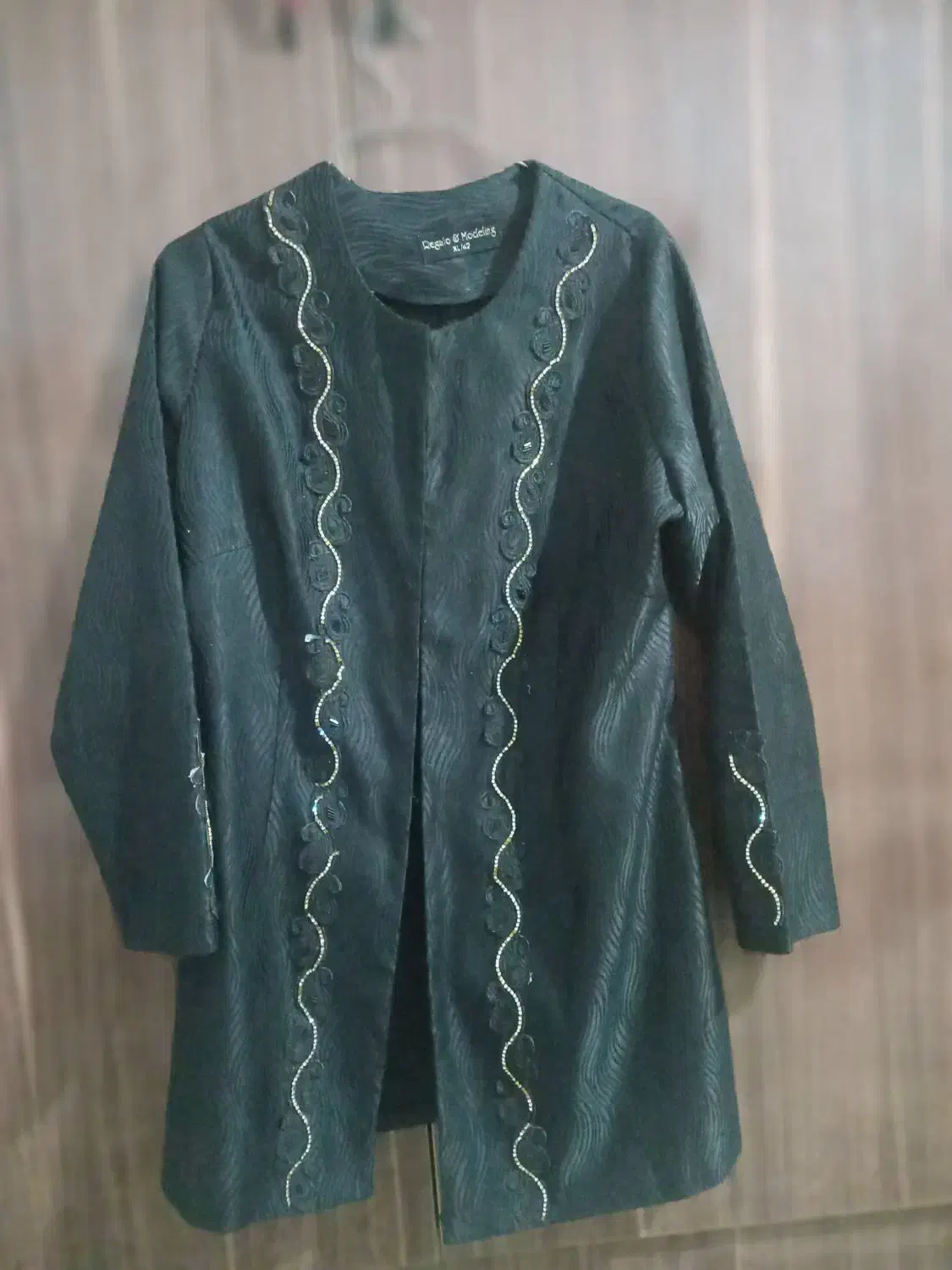 مانتو مجلسی|لباس|یاسوج, |دیوار