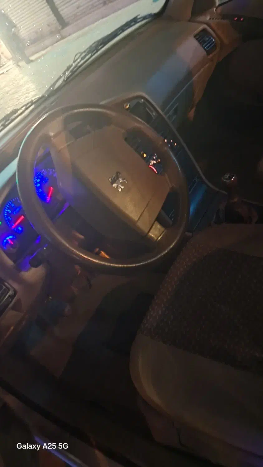 پژو ۴۰۵ مدل ۹۰|خودرو سواری و وانت|تهران, جوادیه تهرانپارس|دیوار