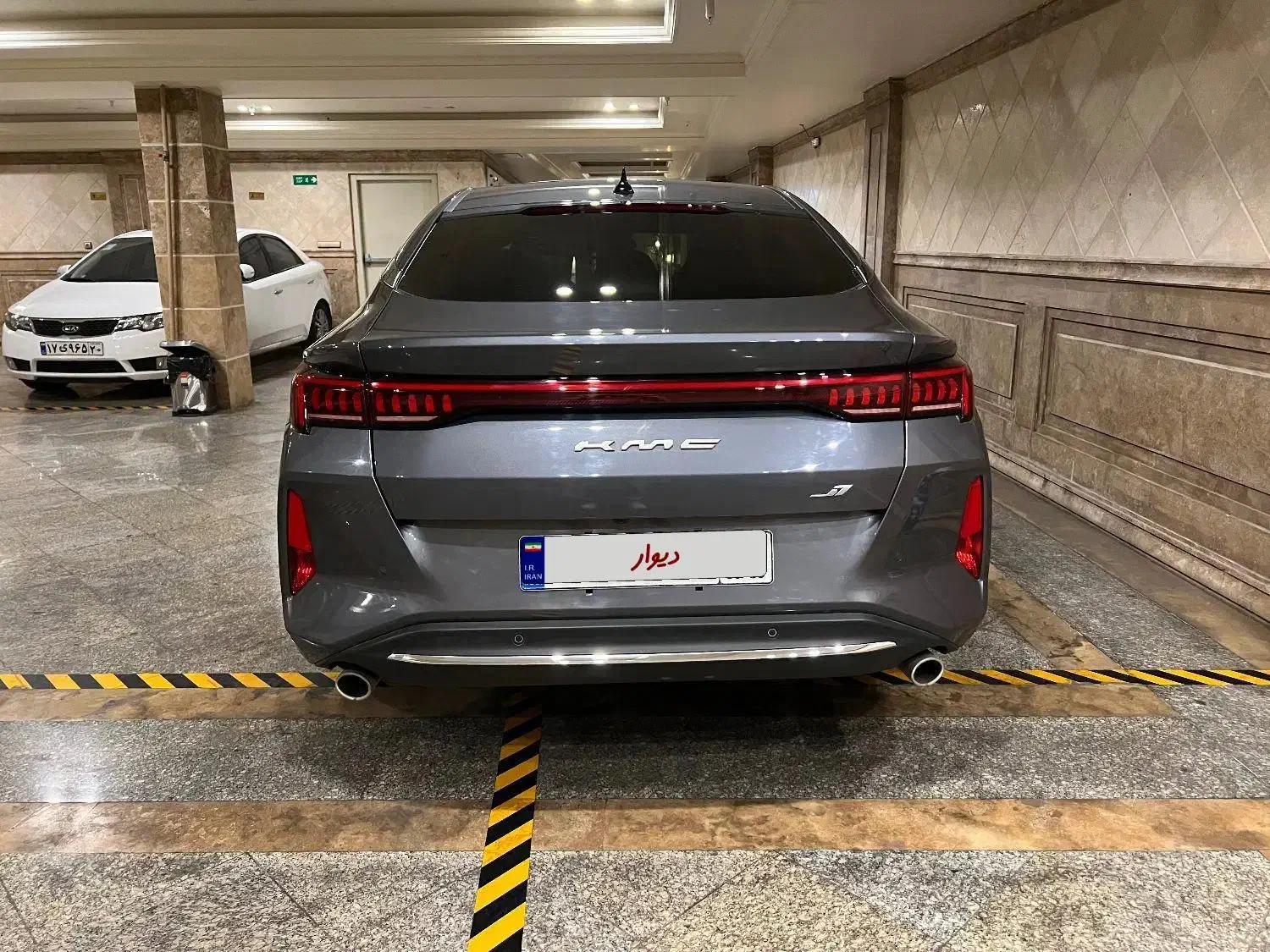 کی ام سی j7 مدل ۱۴۰۴|خودرو سواری و وانت|تهران, حصار بوعلی|دیوار