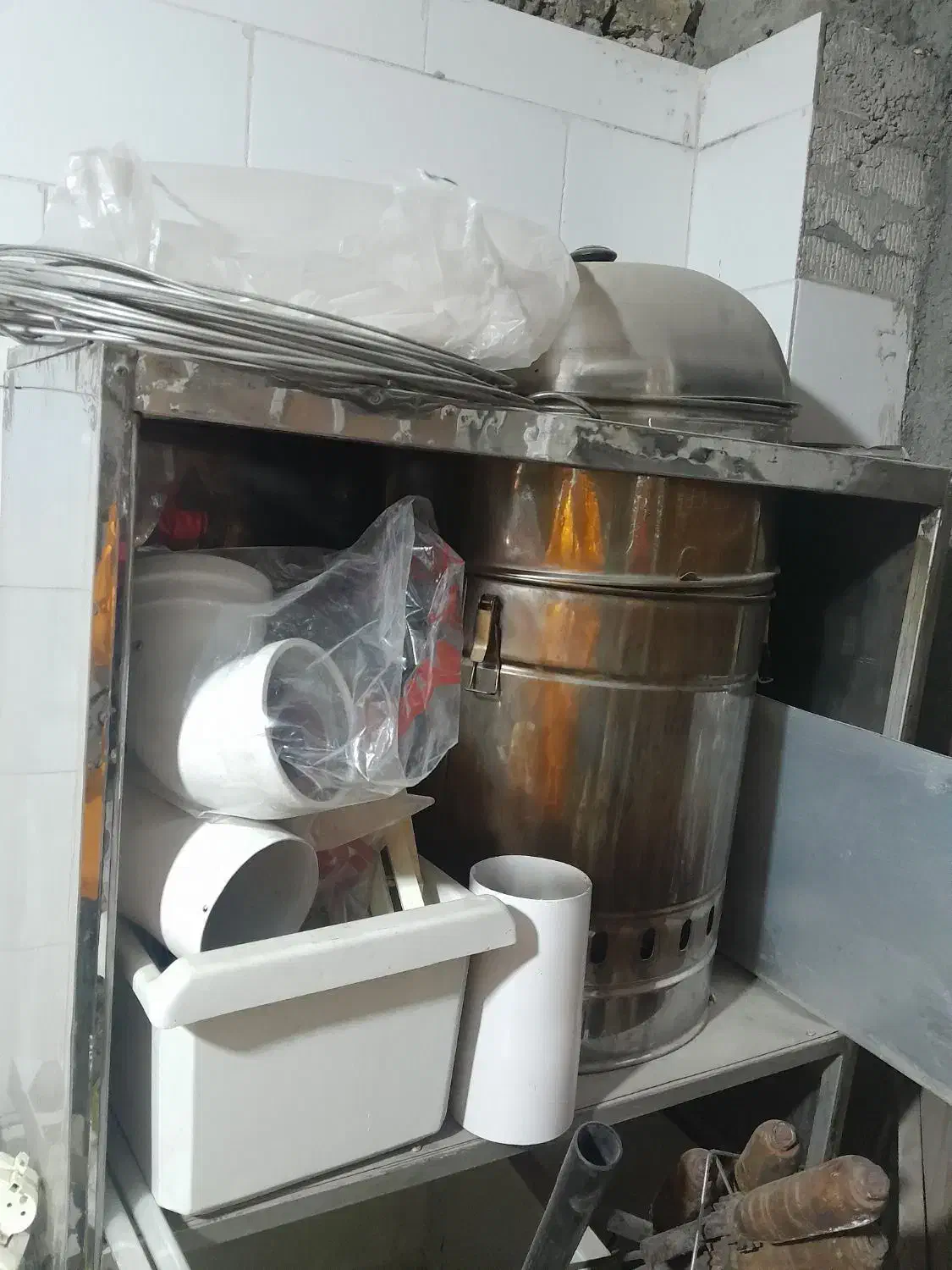 دستگاه ذرت|کافی‌شاپ و رستوران|اصفهان, عطار نیشابوری|دیوار