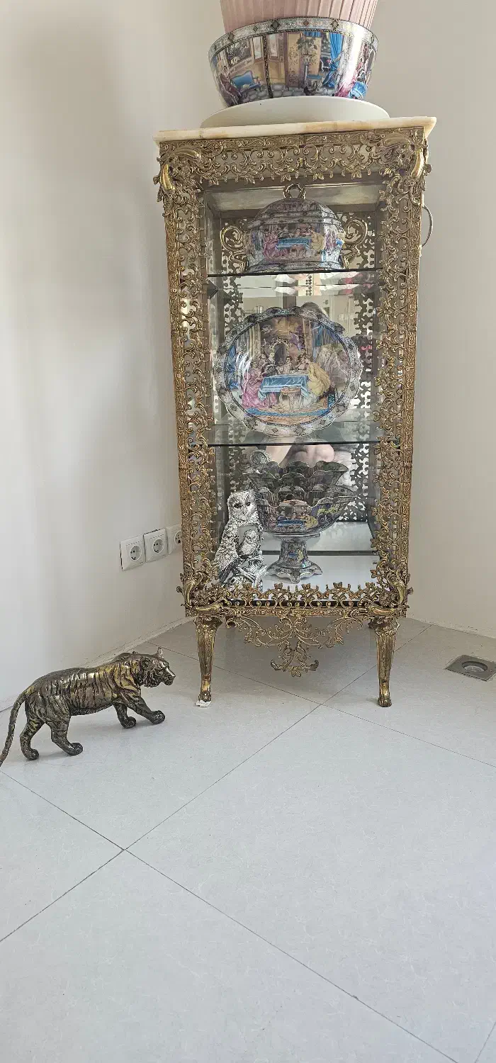 بوفه برنجی|بوفه، ویترین، کنسول|رشت, کوی مهر|دیوار