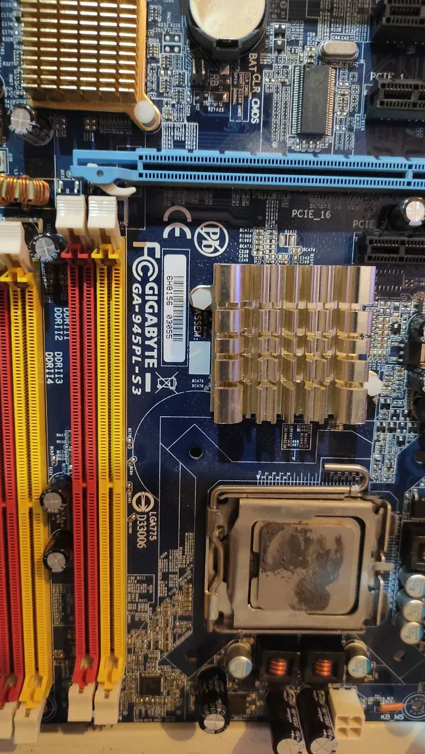 مادربرد گیگابایت ddr2|قطعات و لوازم جانبی رایانه|الیگودرز, |دیوار