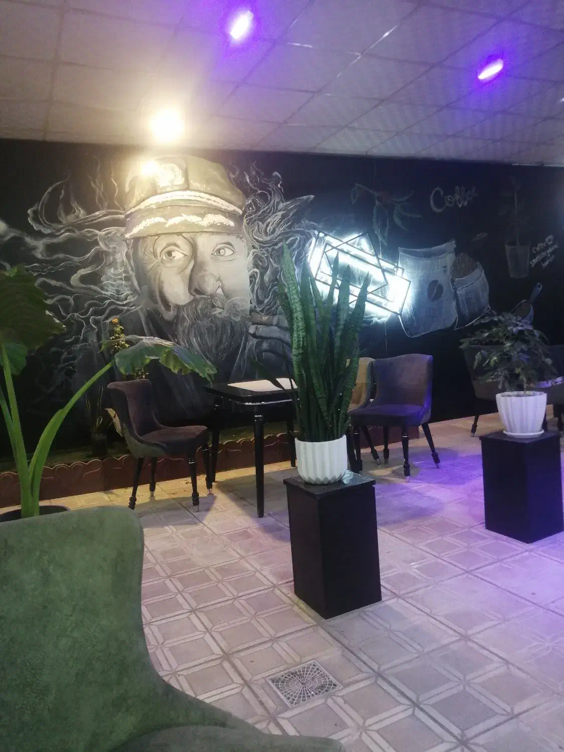 دعوت به همکاری در باغ رستوران|استخدام خدمات فروشگاه و رستوران|قزوین, |دیوار