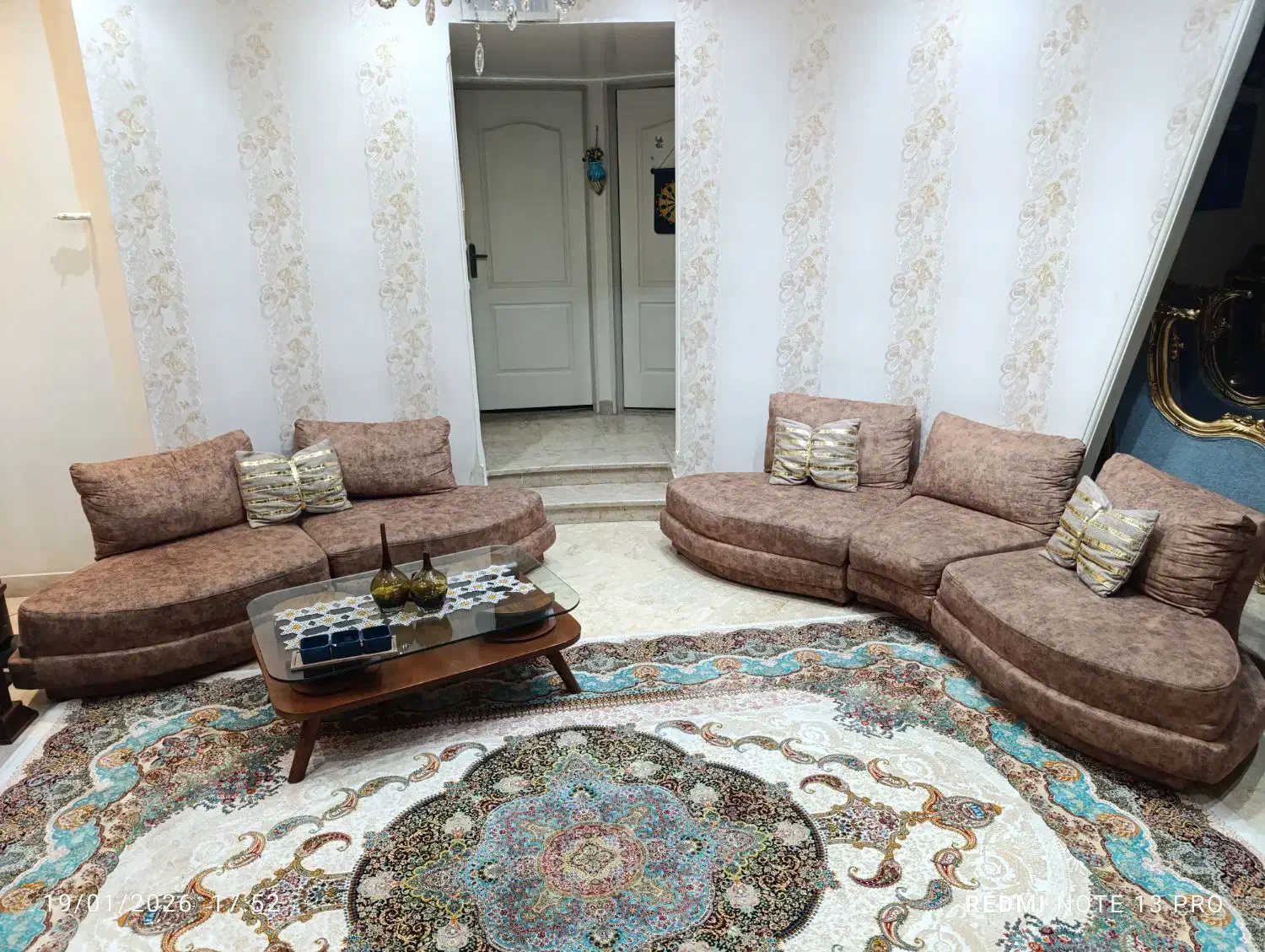 مبل راحتی نیم ست و میزتلویزیون در حد نو|مبلمان خانگی و میز عسلی|پاکدشت, پاکدشت (مامازند)|دیوار