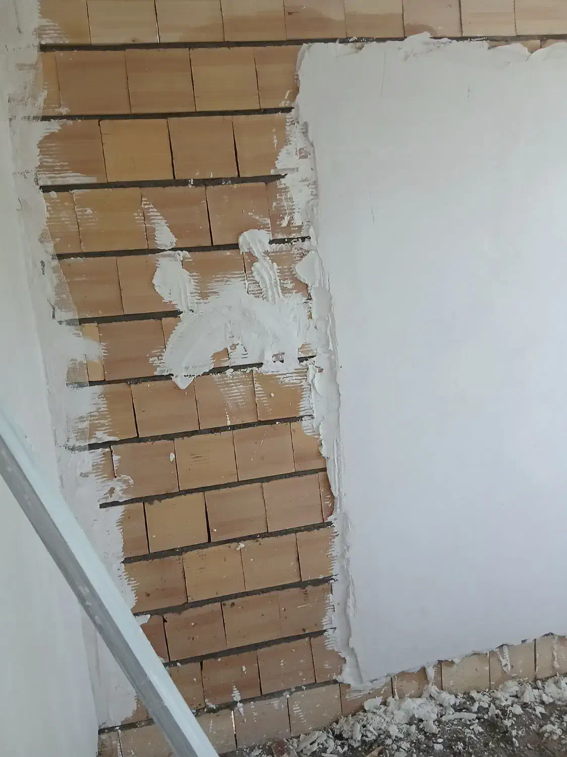 کارگر ساختمانی|استخدام معماری، عمران و ساختمانی|رشت, دیلمان|دیوار