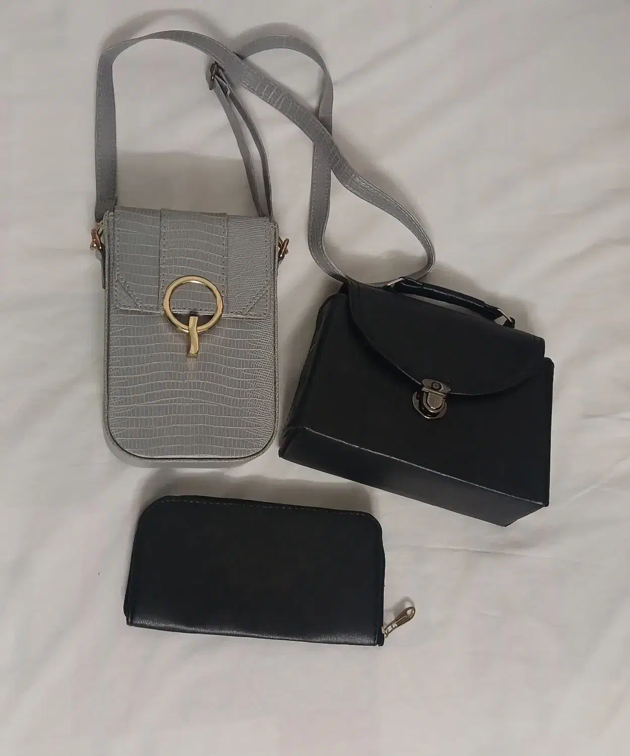 تعدادی کیف نو و درحد نو|کیف، کفش، کمربند|قم, سراجه (۱۵ خرداد)|دیوار