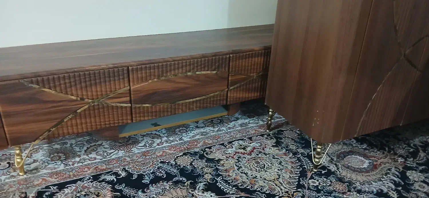 یه سرویس میزنهارخوری میزتلوزیون اینه کنسول وجاکفشی|بوفه، ویترین، کنسول|کوهدشت, |دیوار