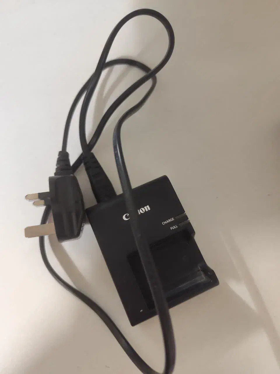 دوربین عکاسی۱۳۰۰d|دوربین عکاسی و فیلمبرداری|کرمان, |دیوار