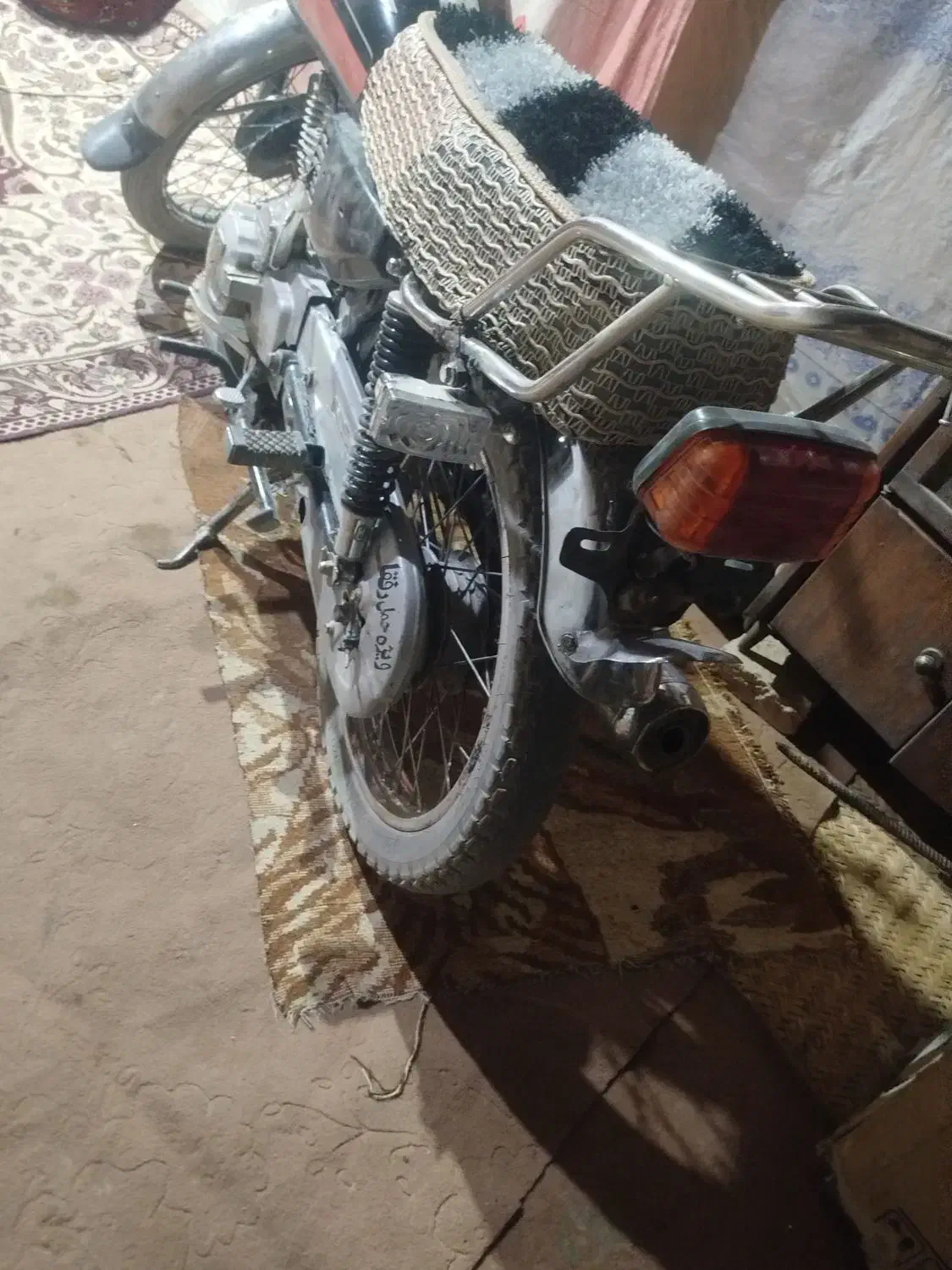 ۱۴۰۲ بهپر|موتورسیکلت|خاش, |دیوار