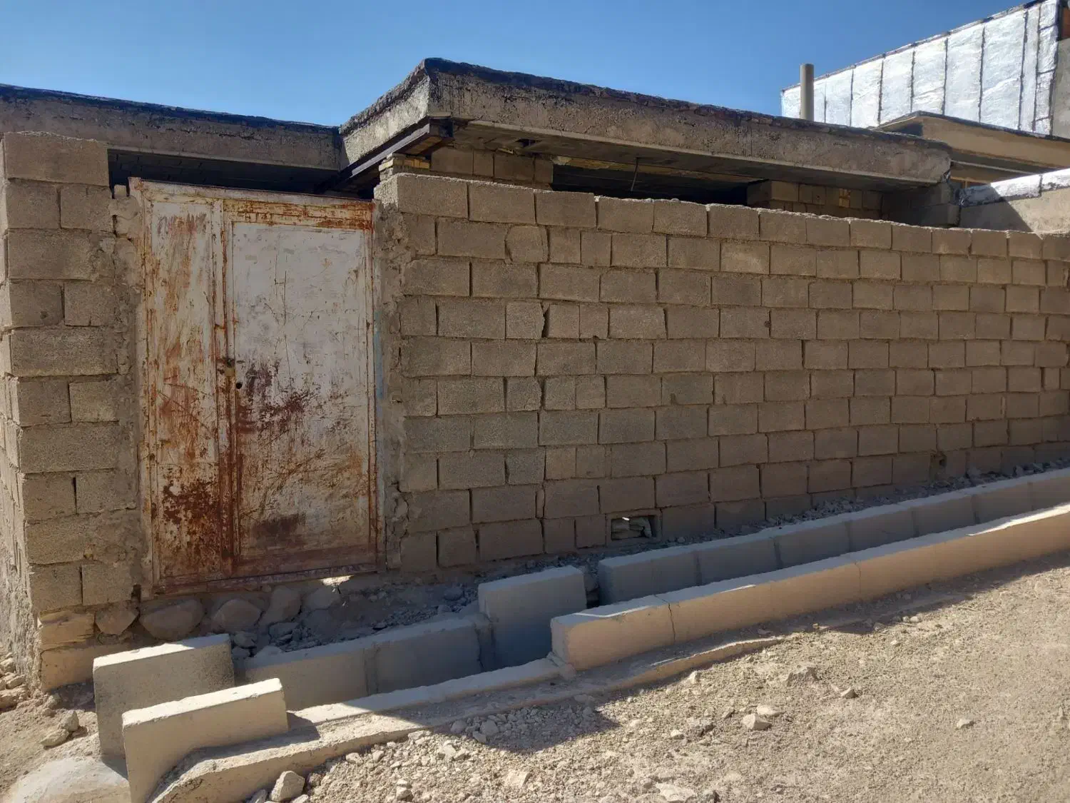 خانه نیمه کاره|فروش خانه و ویلا|ایلام, |دیوار