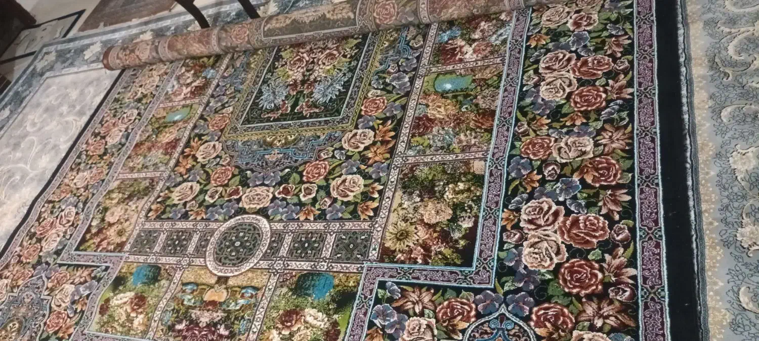 به علت نداشتن جا به فروش می رسد .کاملا نو|فرش|قشم, |دیوار