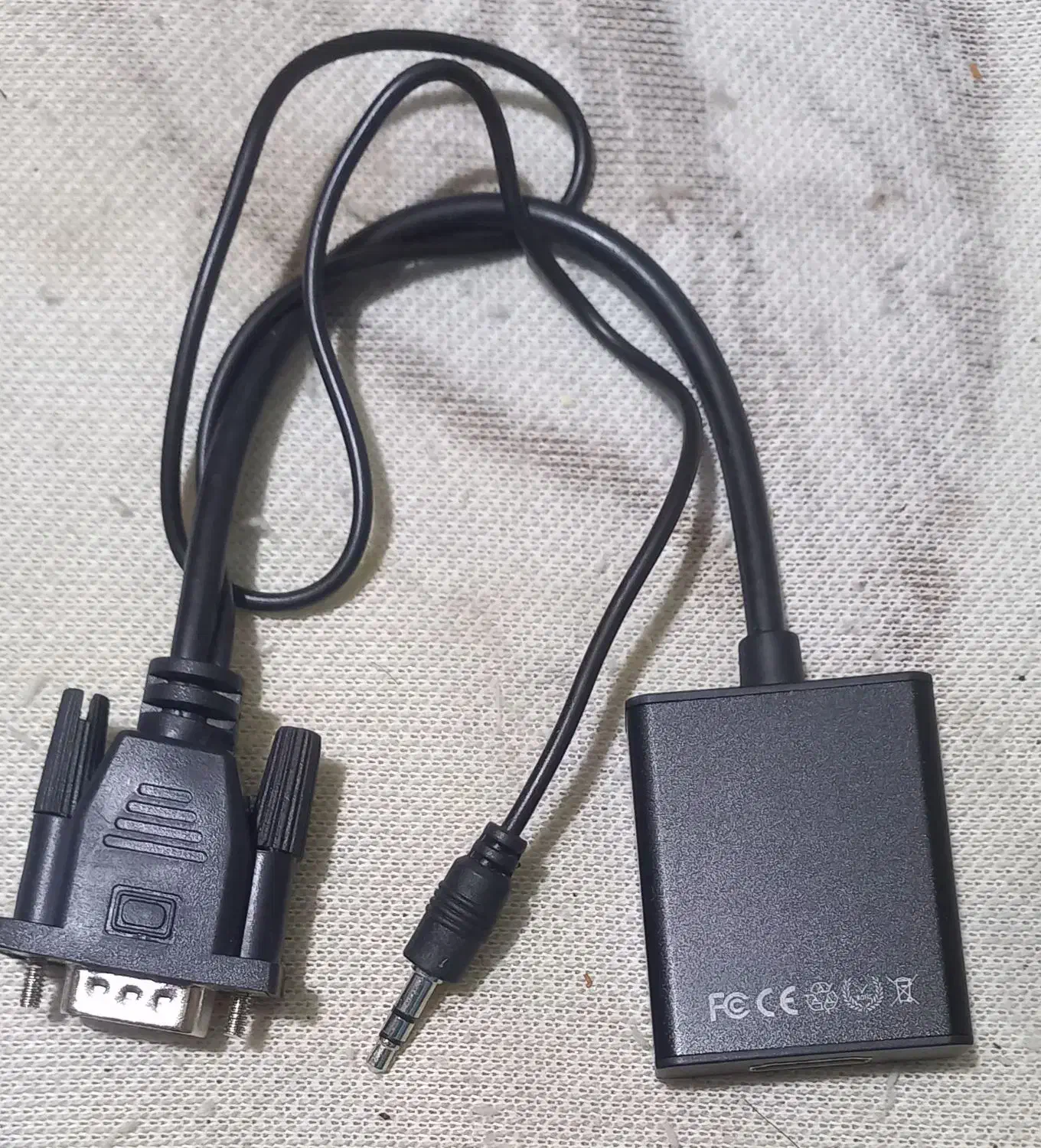 تبدیل VGA به HDMI همراه با کابل AUX و پاور|قطعات و لوازم جانبی رایانه|رشت, فلسطین|دیوار