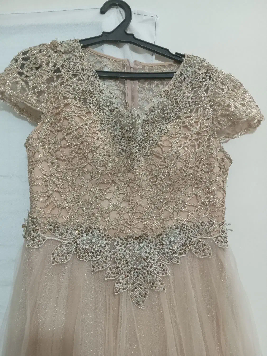 لباس مجلسی|لباس|رباطکریم, نصیرشهر|دیوار