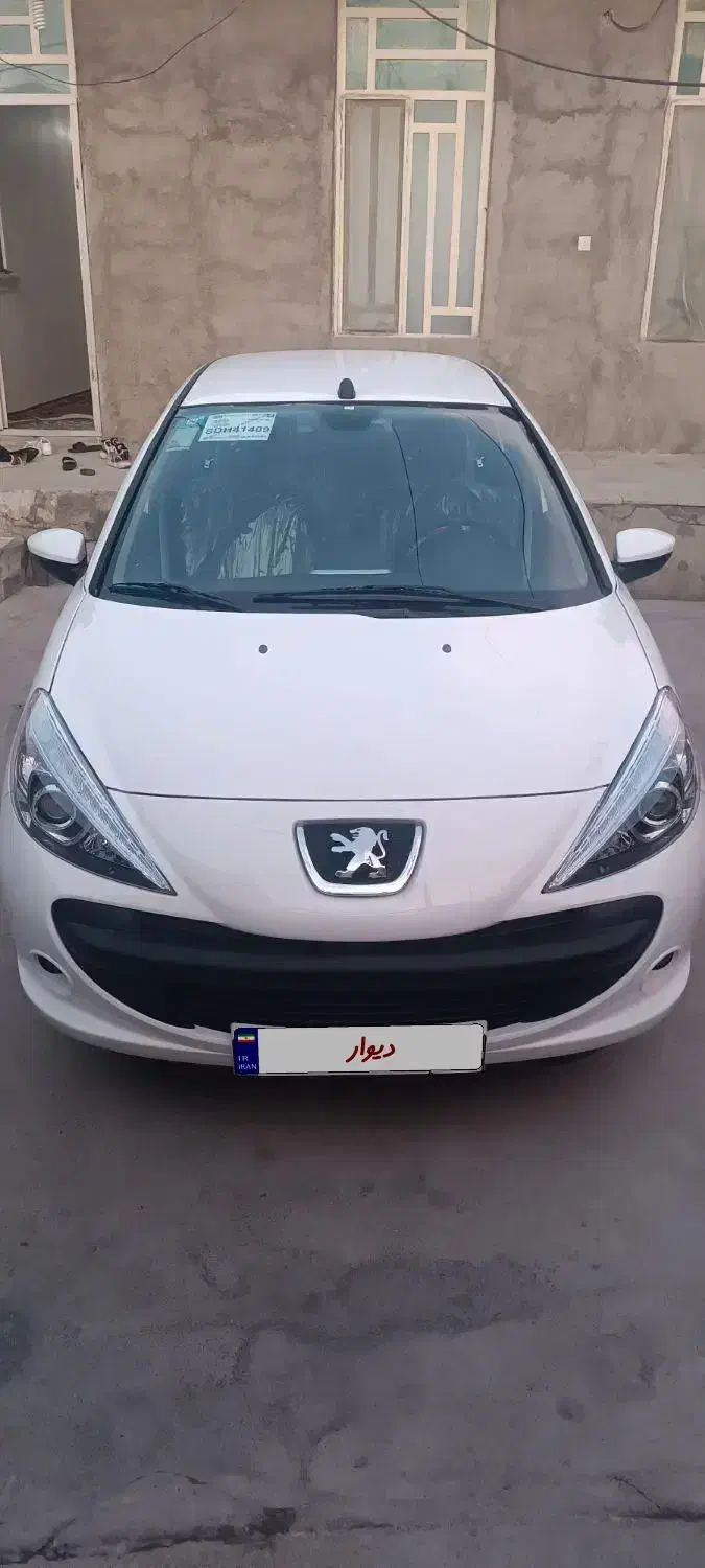 پژو۲۰۷ هیدرولیک سقف فلز|خودرو سواری و وانت|خرم‌آباد, |دیوار