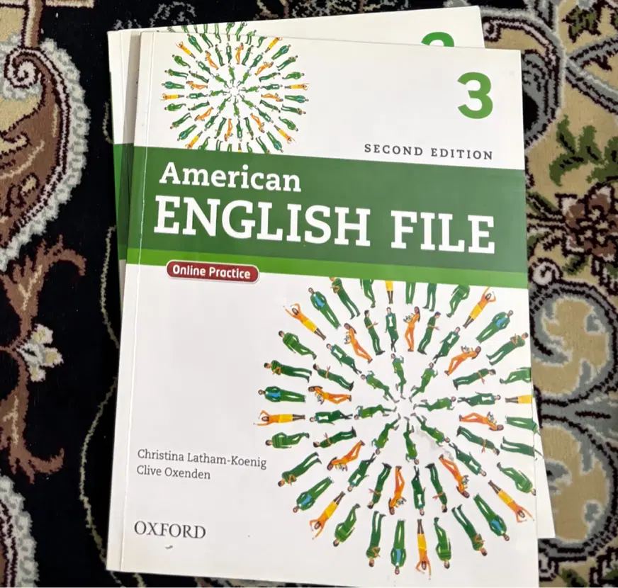 فروش کتاب زبان آمریکن انگلیش سبز رنگ|کتاب و مجله آموزشی|تهران, قیطریه|دیوار