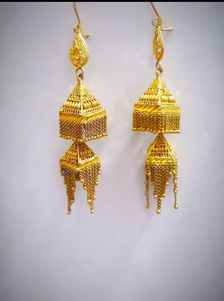 گوشواره طلا در حد نو|جواهرات|ایرانشهر, |دیوار