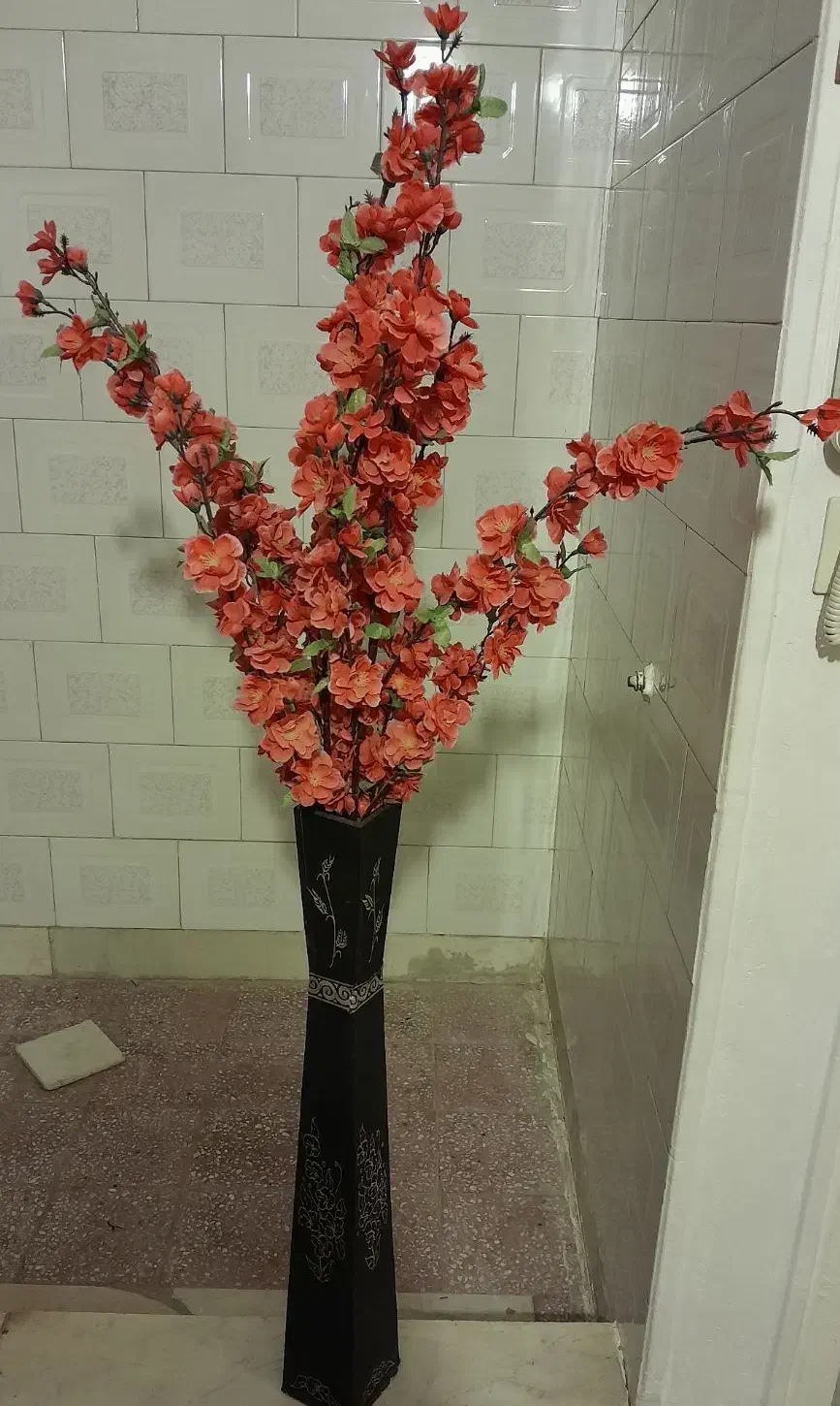 گلدان و گل دکوری|گل مصنوعی|تویسرکان, |دیوار