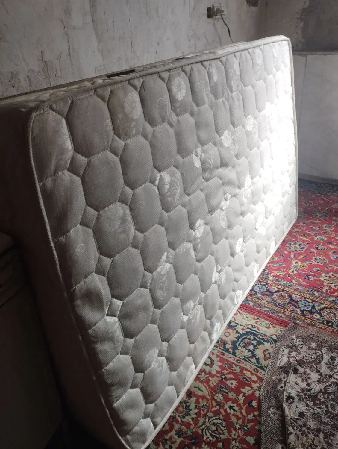 تخت خواب طبی|تخت و سرویس خواب|زاهدان, |دیوار