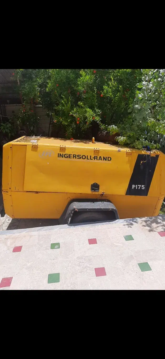 فروش ۲ عدد کمپرسور p175|ماشینآلات صنعتی|پاسارگاد, |دیوار