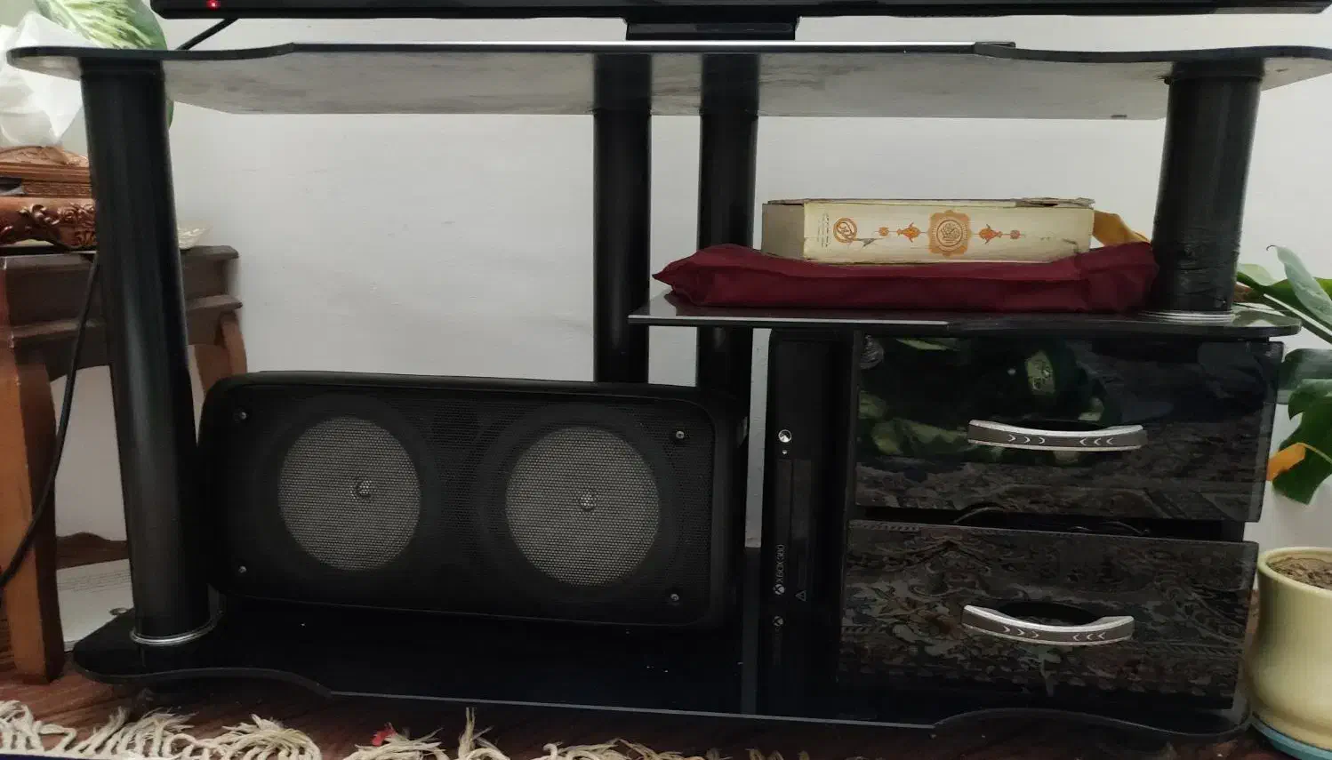 میز تلویزیون مشکی|میز تلویزیون|مشهد, کارمندان دوم|دیوار