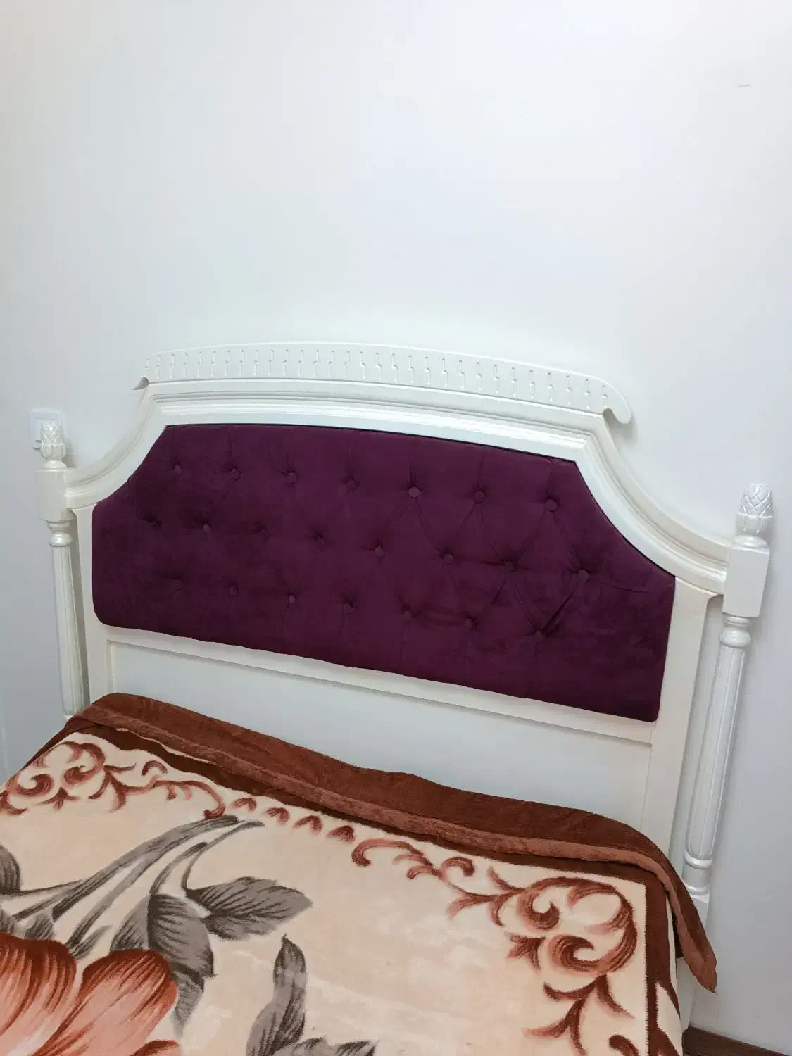 تخت چوبی عرض 1/20 تمیز و سالم|تخت و سرویس خواب|تهران, شهرک فرهنگیان|دیوار