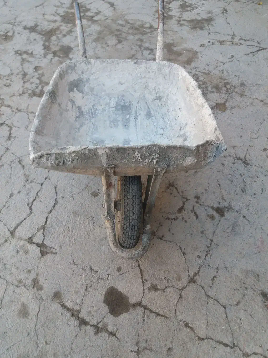 فرغون|ابزارآلات|خرم‌آباد, |دیوار