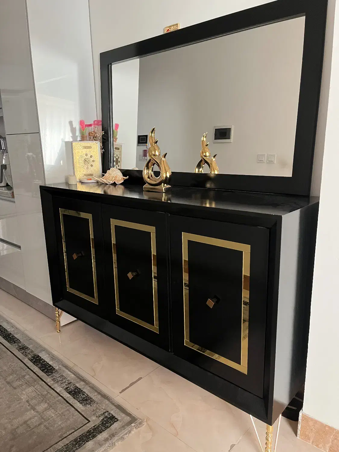 آینه کنسول|بوفه، ویترین، کنسول|آمل, |دیوار