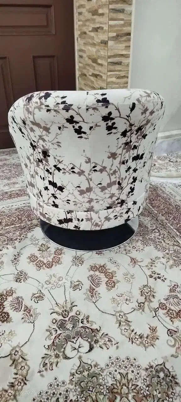 صندلی گردون|مبلمان خانگی و میز عسلی|تهران, خلیج فارس|دیوار