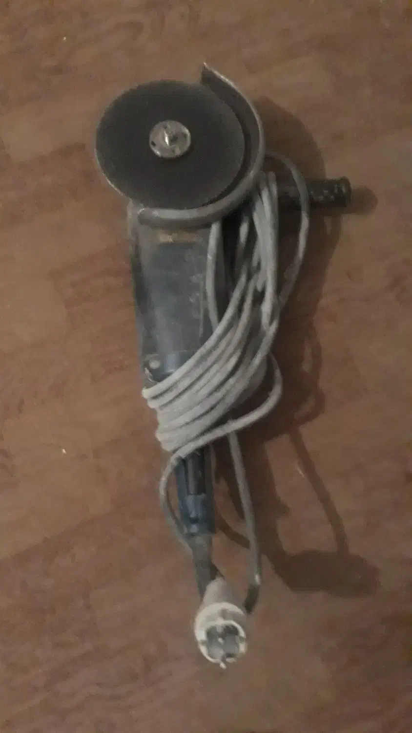 سنگ فرز بوش قدیم|ابزارآلات|قدس, شهر‌قدس|دیوار