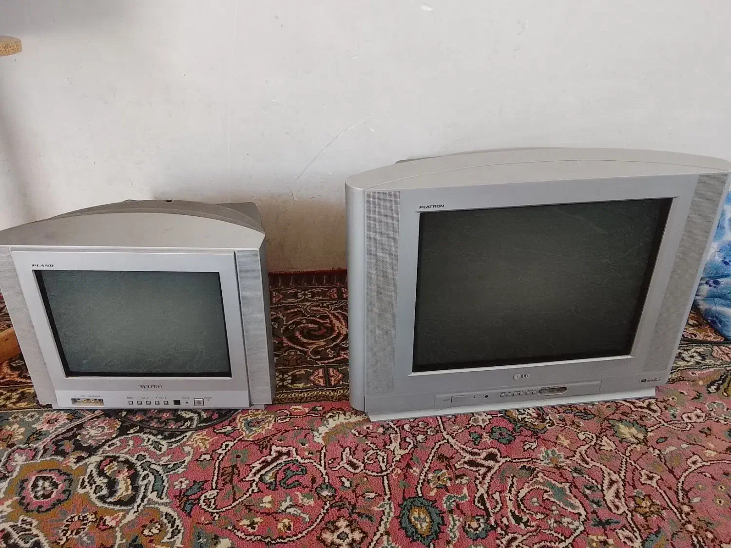 فروش تلویزیون با مشکل جزئی|تلویزیون و پروژکتور|گرگان, |دیوار