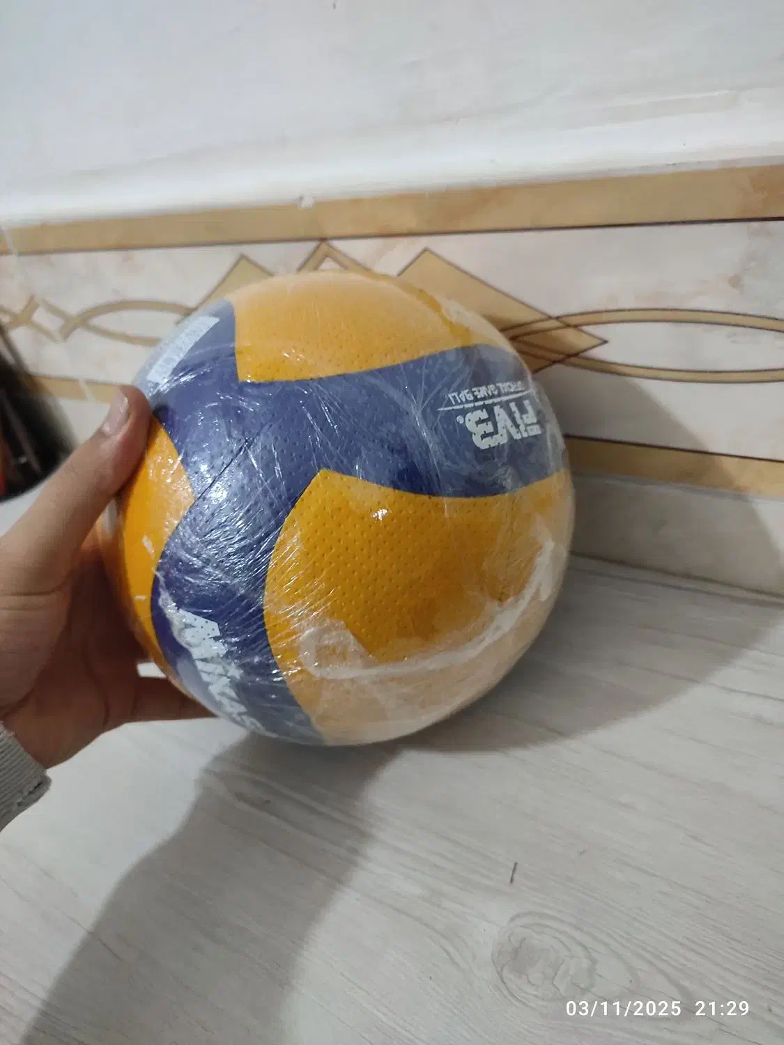 توپ والیبال های کپی|ورزشهای توپی|سنندج, |دیوار